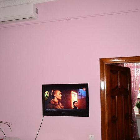 Apartment On Shevchenka Boulevard Ternopil Kültér fotó
