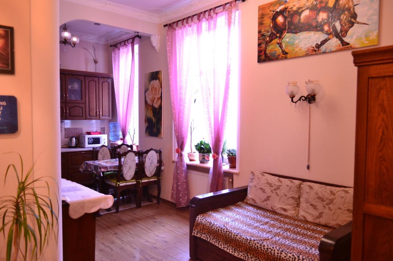 Apartment On Shevchenka Boulevard Ternopil Kültér fotó