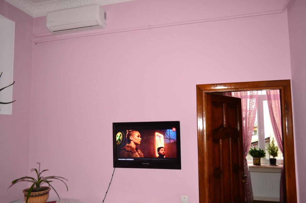 Apartment On Shevchenka Boulevard Ternopil Kültér fotó