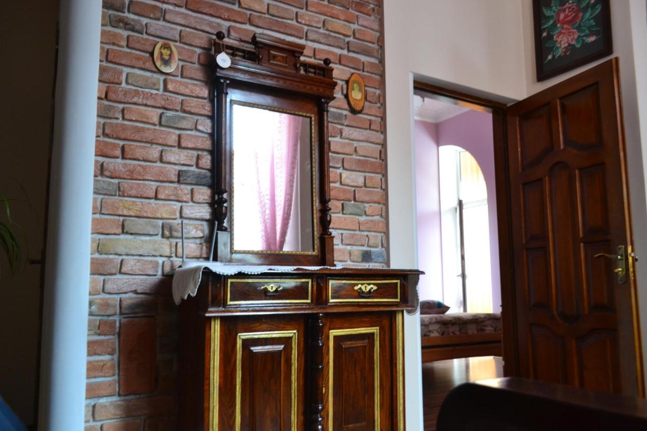Apartment On Shevchenka Boulevard Ternopil Kültér fotó