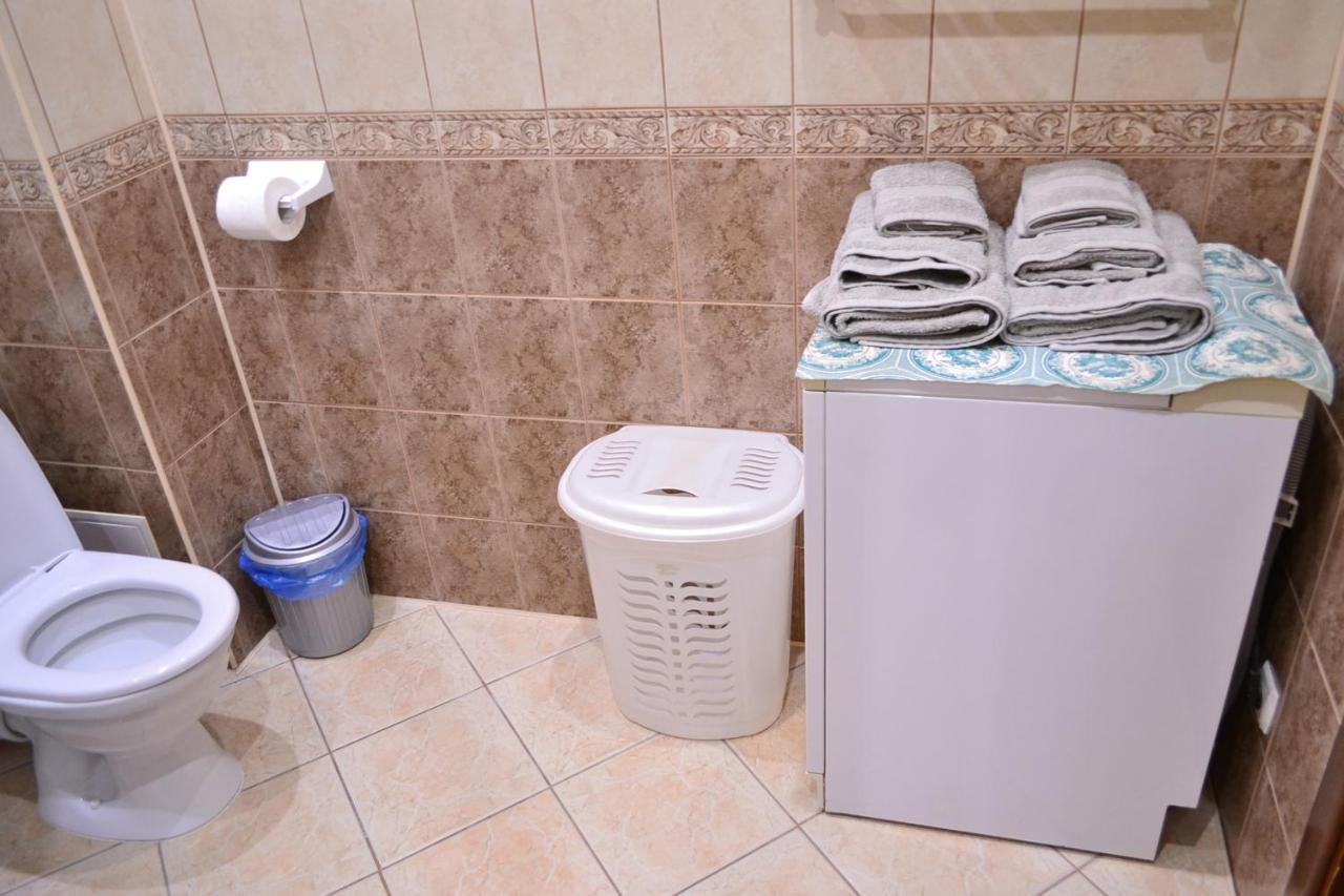 Apartment On Shevchenka Boulevard Ternopil Kültér fotó