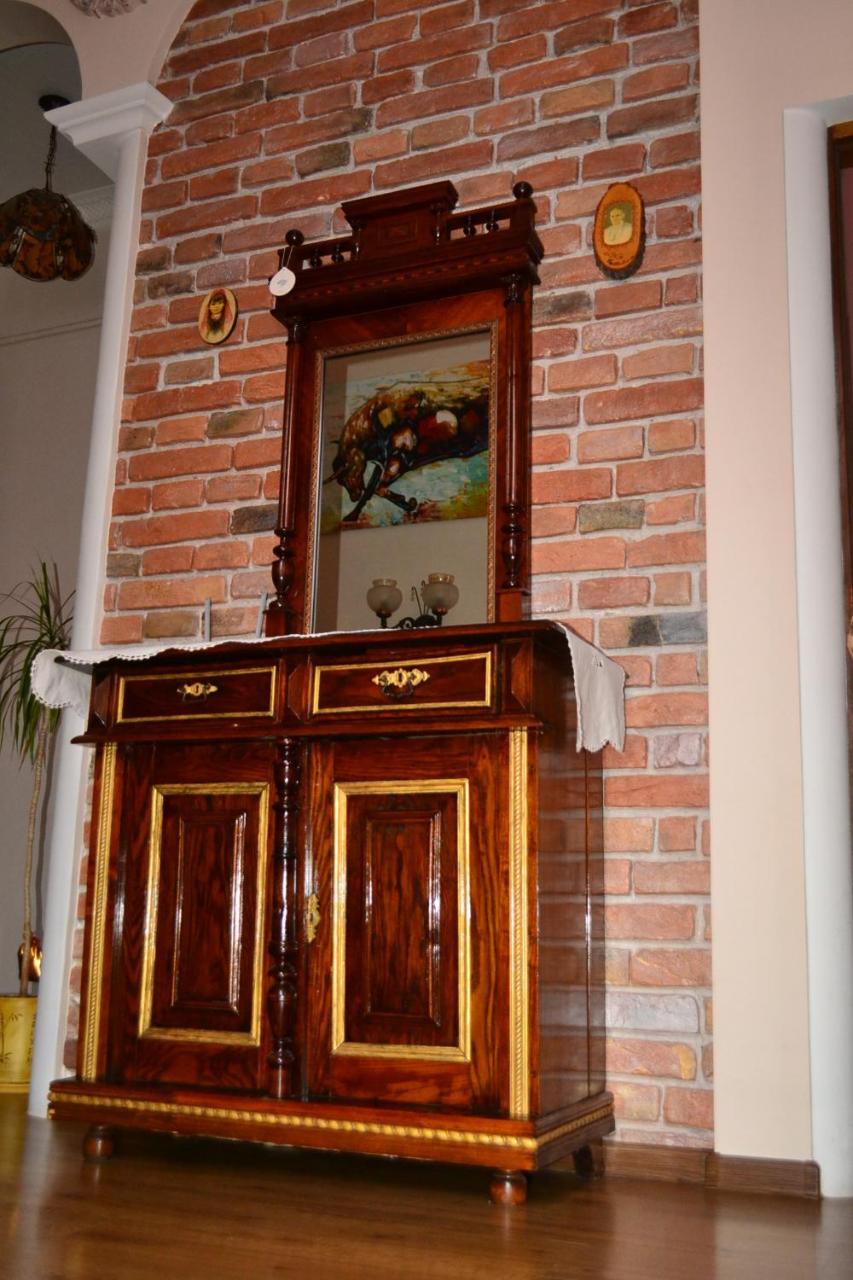 Apartment On Shevchenka Boulevard Ternopil Kültér fotó