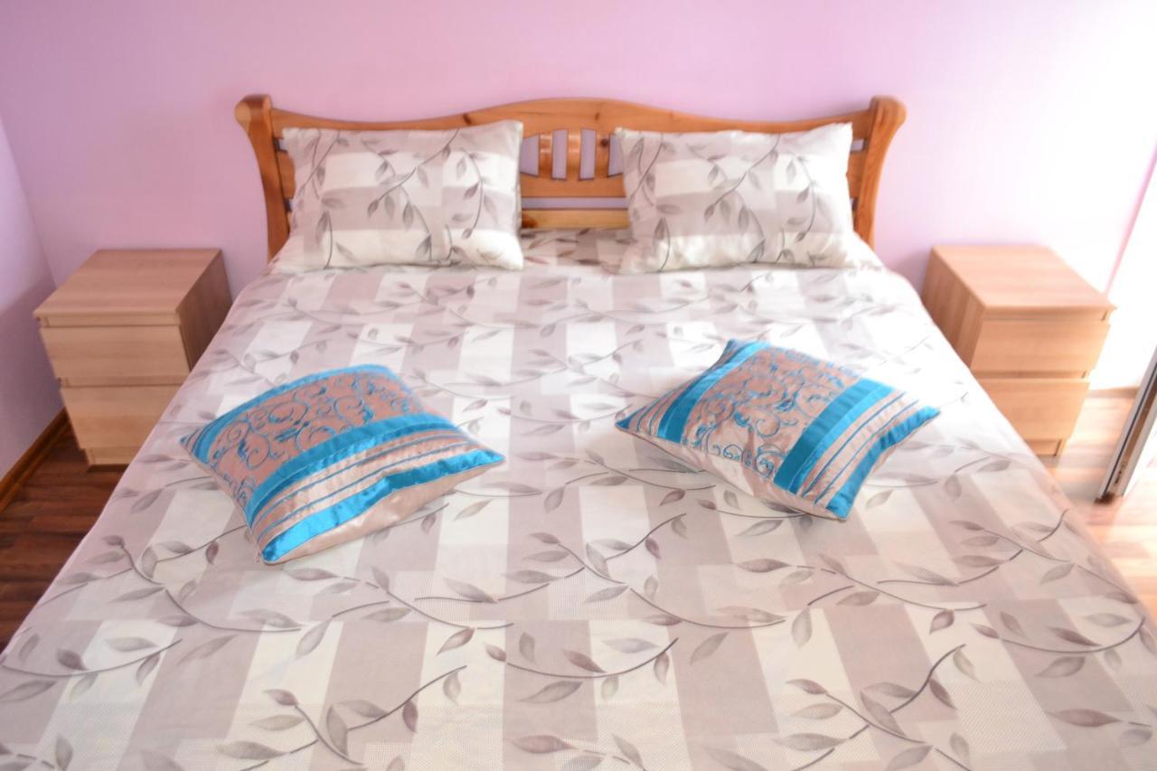 Apartment On Shevchenka Boulevard Ternopil Kültér fotó